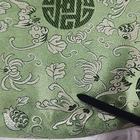 Vintage Silk Floral Bag with Bamboo Handles - Picture 7 of 7